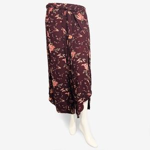 AMERICAN RAG FLORAL FLY AWAY CROPPED SOFT PANT S